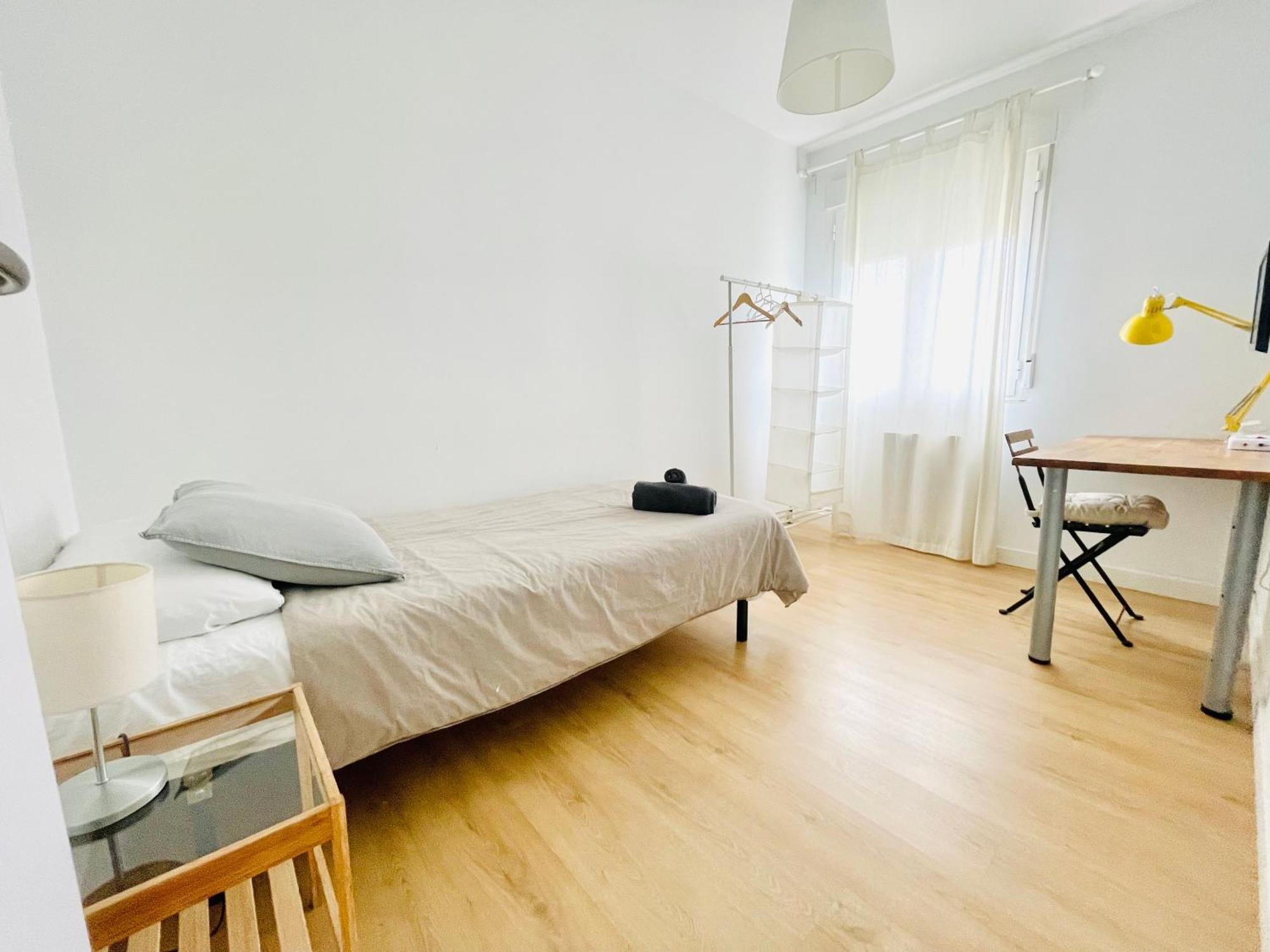 Appartement Piso Acogedor Y Tranquilo - Junto A Ifema Y Aerop. à Madrid Extérieur photo